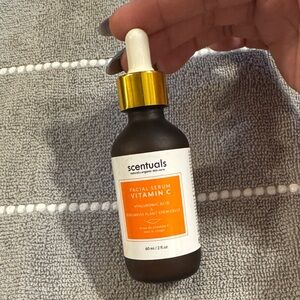 Scentuals Vitamin C Facial Serum - Black & Gold